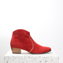 Load image into Gallery viewer, Dunn Suede Red - Emma Go Shoes