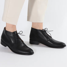 Load image into Gallery viewer, Parson Calf Black - Emma Go Shoes