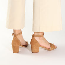 Load image into Gallery viewer, Zoe Suede Tan - last pairs 36, 37