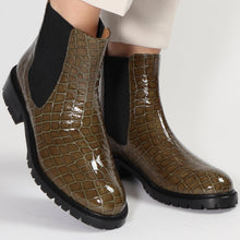 Load image into Gallery viewer, Annica Army Green - last pairs 38,39,40