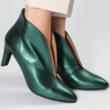 Load image into Gallery viewer, Aya Metal Green - last pairs 39, 40