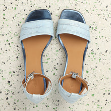 Load image into Gallery viewer, Becky Croc Blue & Metal Blue