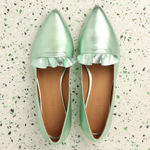 Load image into Gallery viewer, Belinda Metal Green - last pairs 38, 39