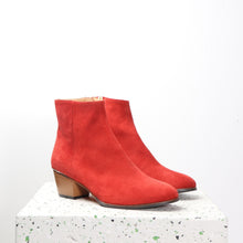 Load image into Gallery viewer, Carter Suede Red - Emma Go Shoes