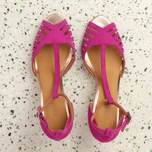 Load image into Gallery viewer, JOELLE Suede Fuchsia - last pairs - Emma Go Shoes
