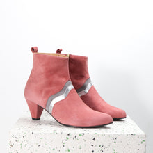 Load image into Gallery viewer, Karen Suede Rose, Saturn & Carbon - Emma Go Shoes