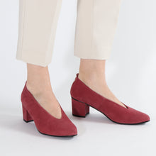 Load image into Gallery viewer, Mira Suede Old Rose and Rosegold - Emma Go Shoes