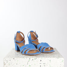 Load image into Gallery viewer, Molly Suede Blue - last pairs 39, 40