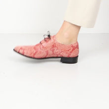 Load and play video in Gallery viewer, Denise Snake Pink - last pairs 38,40,41