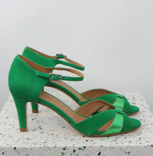 Load image into Gallery viewer, BODIL Suede Bright Green &amp; Metal

