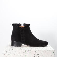Load image into Gallery viewer, Gloria Suede Black - Emma Go Shoes
